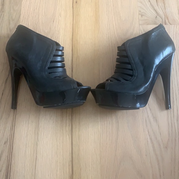 BCBGMAXAZRIA Black Platform Booties - Picture 2 of 7